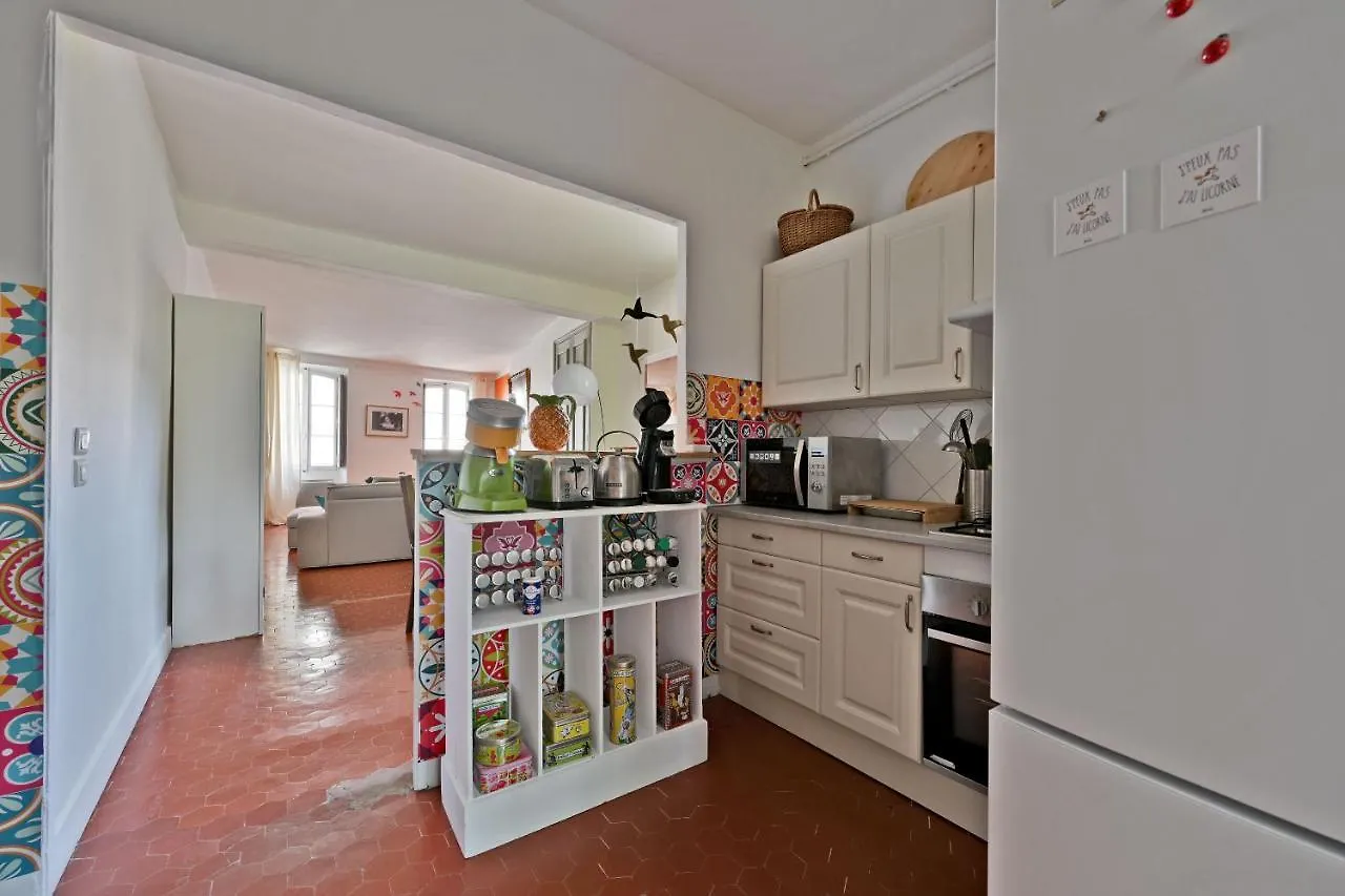 Les Felibres Apartment Avignon 0*,