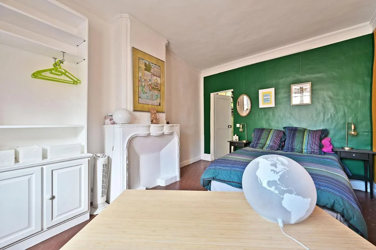 Les Felibres Apartment Avignon